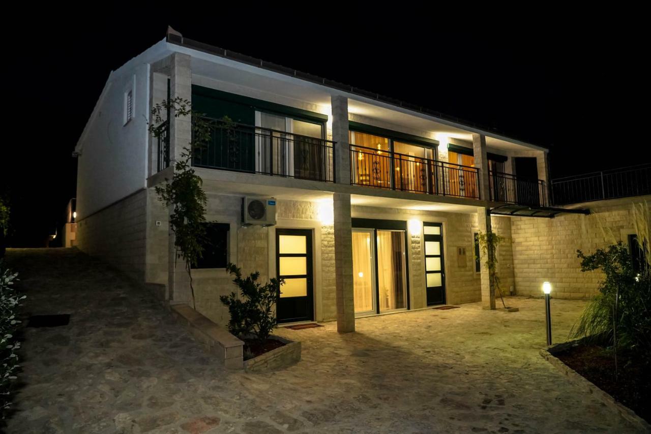 Home Away From Home With Outdoor Pool, Botanical Garden And A Beautiful Sea View คาชเตลา ภายนอก รูปภาพ